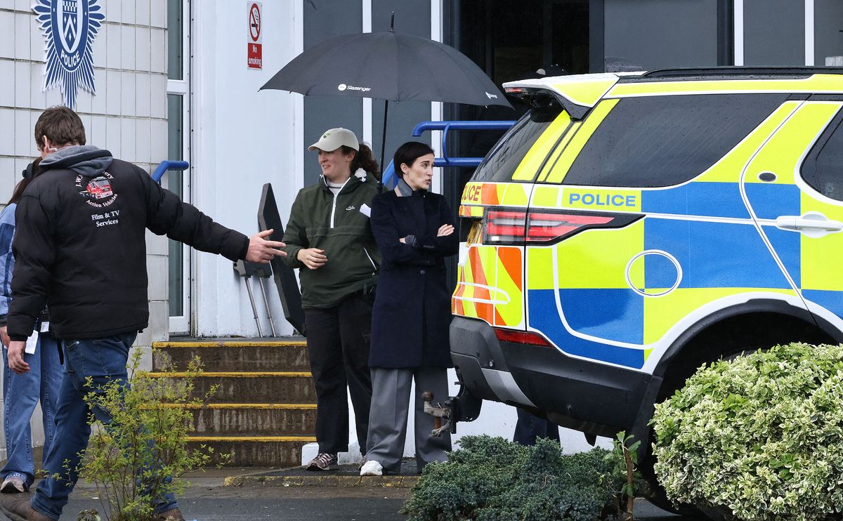 17/4/2026 Photo By Justin Kernoghan  
Line Of Duty's Detective Inspector (formerly Detective Constable/Sergeant) Kate Fleming (Vicky McClure) filming in Belfast today.

Filming took place on Corporation St. at the old derelict tax office that is used as a police station