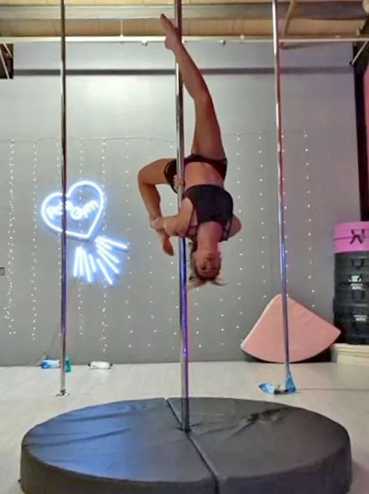 Sarah pole dancing