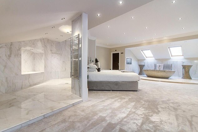 When it was up for sale, estate agents described the ¿exquisite¿ property as ¿truly a dream home that combines luxury living with cutting-edge design in an idyllic location¿