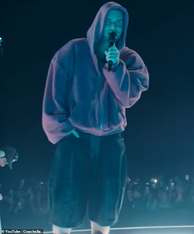 His set was scheduled for an already late 11:25pm start time, and rumors circulated in the run-up to his set that the high desert winds might delay him even further