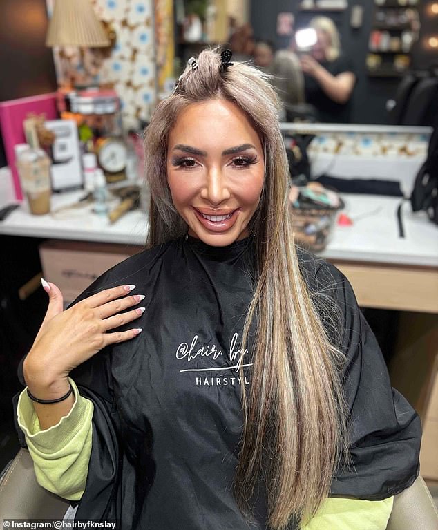 The 34-year-old is pictured after having her hair colored and dematted by hairstylist Marseya 'Slay' Ochoa of HBFS in Fort Worth, Texas