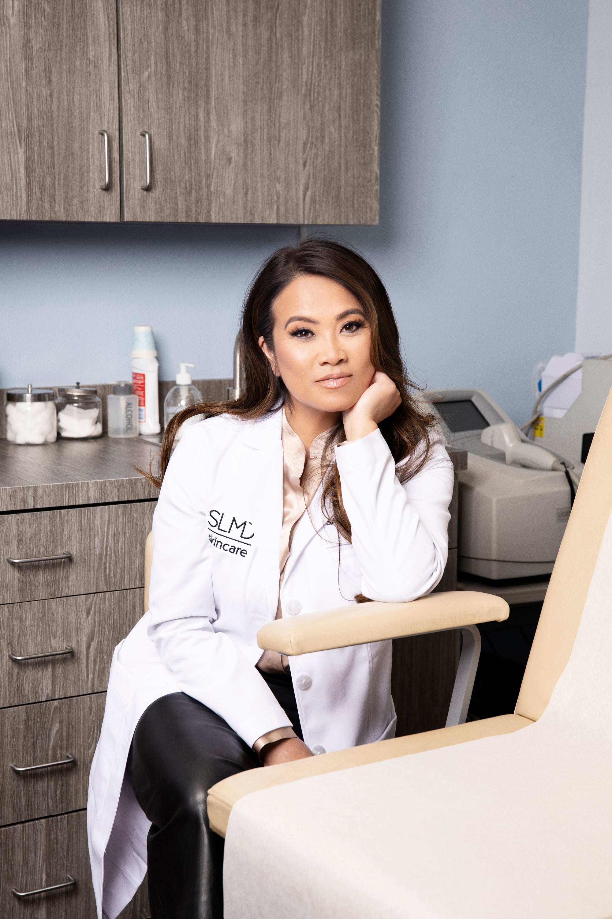 Dermatologist Sandra Lee, aka Dr. Pimple Popper, suffered a stroke in November while filming the new season of her Lifetime series