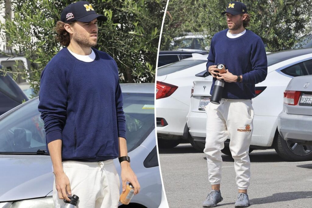 Arnold Schwarzenegger’s son Christopher flaunts his thinnest frame yet after major weight loss Arnold Schwarzenegger's son Christopher flaunts his thinnest frame yet after major weight loss