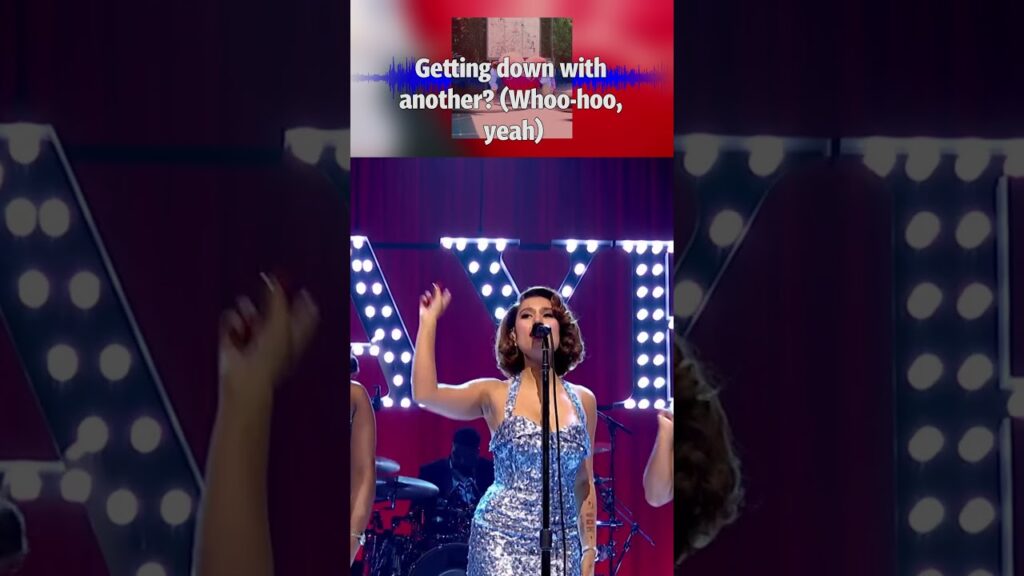 RAYE Performed This Next to Dwayne Johnson 💪
