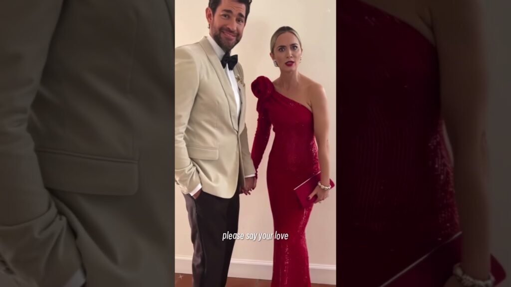 Emily & John: Hollywood Fame, Real-Life Perfect Chemistry 💞.#EmilyBlunt #johnkrasinski #couplegoals