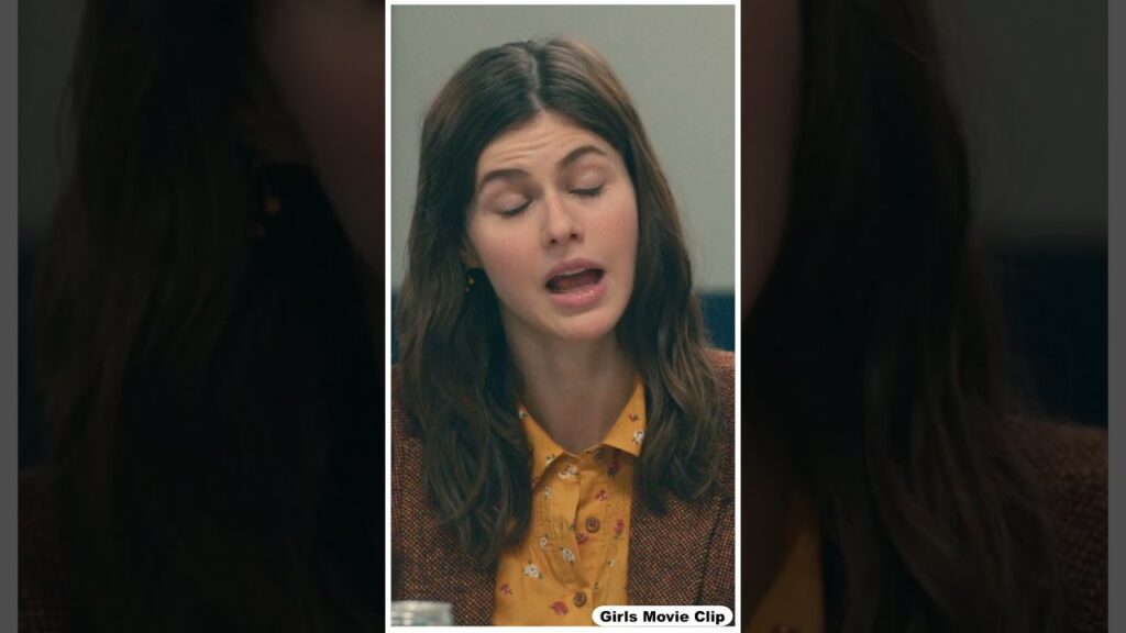 Wow, what beautiful eyes she has! ¡Vaya, qué ojos tan hermosos tiene! Alexandra Daddario
