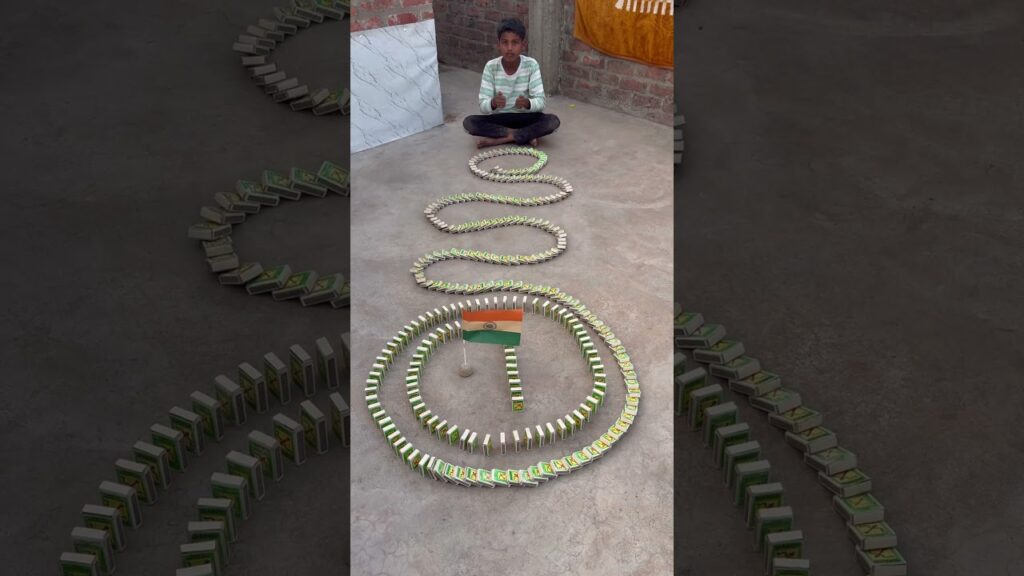 Deva Shree Ganesha- Official 4K Video | Agneepath | Priyanka Chopra | Hrithik Roshan | Ganpati Song