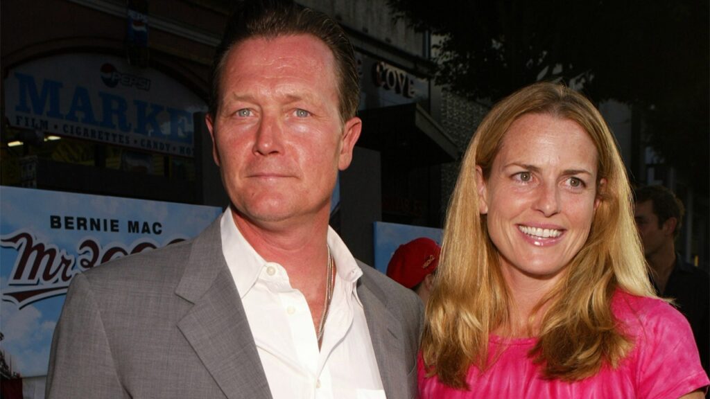 Robert Patrick credits church, wife and dogs for lasting Hollywood marriage
