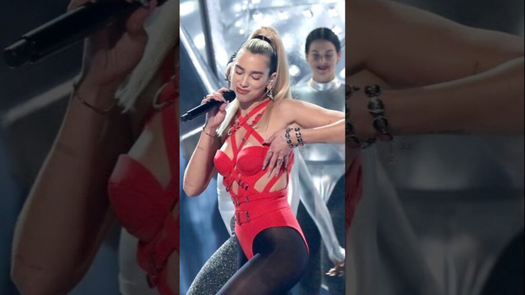 Dua Lipa Owned the Stage at the AMAs #dualipa