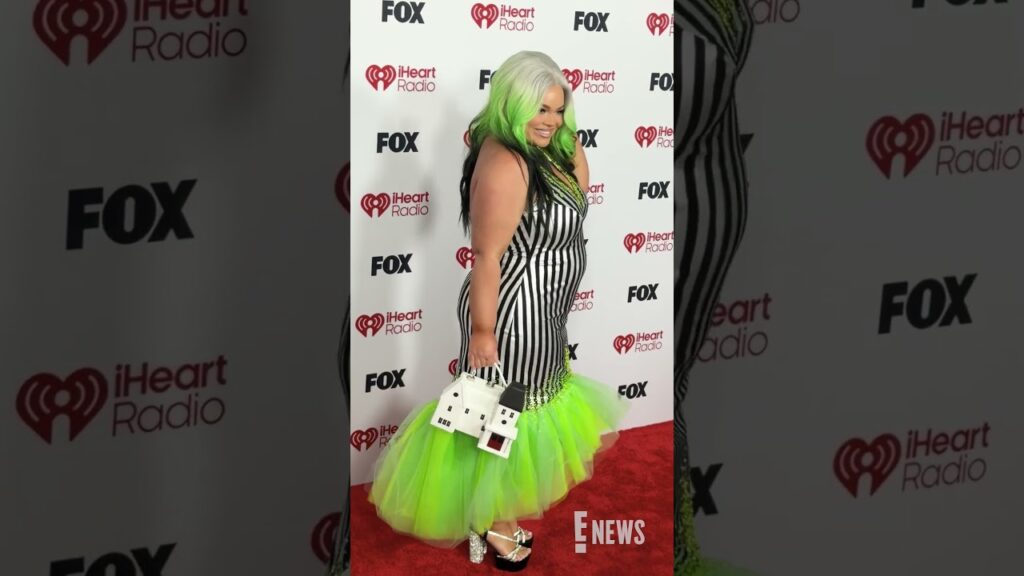 It's showtime! Trisha Paytas has arrived at the iHeartRadio Music Awards. 💚 (🎥: @JPASC24)