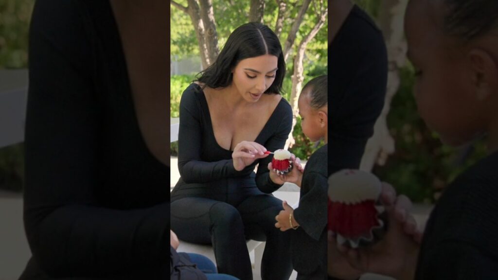Kim Kardashian’s kids are so cute😍#kimkardashian #kardashian #shorts #shortvideo #fashion #tvshow#tv Kim Kardashian's kids are so cute😍#kimkardashian #kardashian #shorts #shortvideo #fashion #tvshow#tv