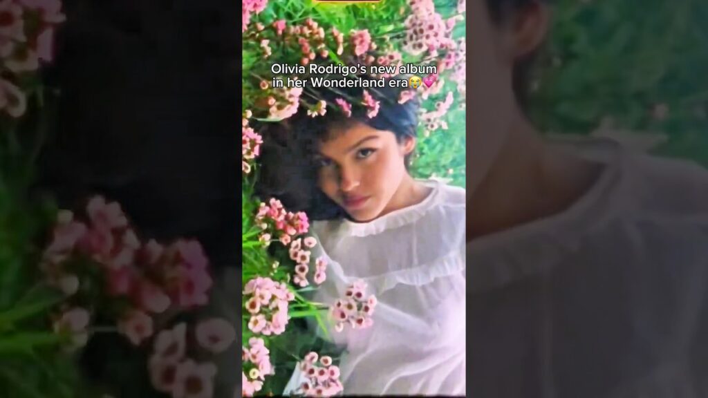 Olivia Rodrigo recreated Alice in Wonderland trend #celebrity