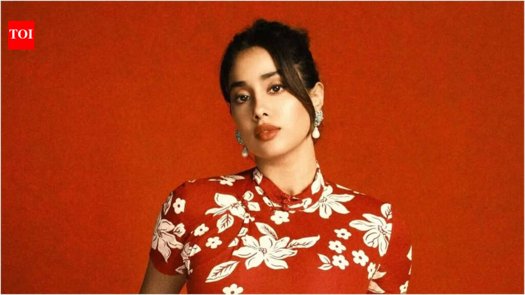 Janhvi Kapoor slams paparazzi about ‘zooming in’ on body parts: ‘It’s not consensual’ | Hindi Movie News Janhvi Kapoor slams paparazzi about ‘zooming in’ on body parts: ‘It’s not consensual’ | Hindi Movie News