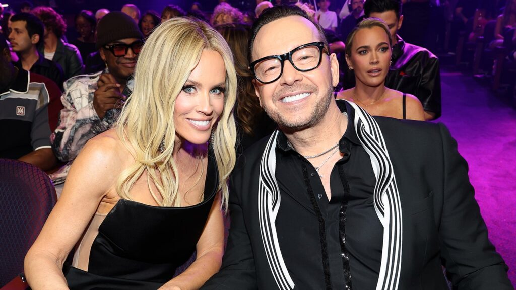 Donnie Wahlberg and Jenny McCarthy say date nights now include ‘The Chosen’ Donnie Wahlberg and Jenny McCarthy say date nights now include 'The Chosen'