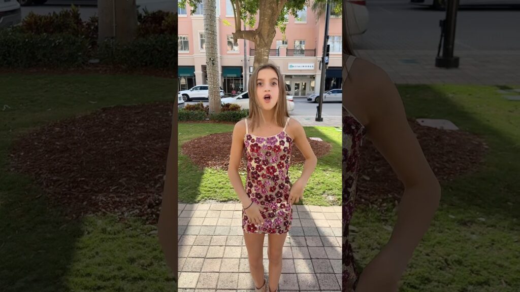 Shake it! #funny #dance #trending #shopping #ootd