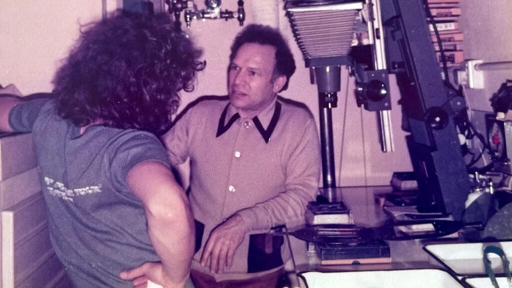 No stylist, no lighting rig… yet passport photos make some of the best celebrity pictures. This new book helped me understand why with its mugshots of Joan Collins, Mick Jagger, Mohammad Ali and more Yahoo entertainment home