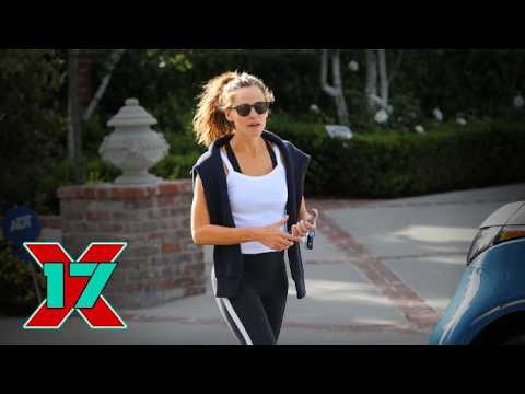 Jennifer Garner Proves No Days Off Includes Holidays With Easter Sunday Pilates Session