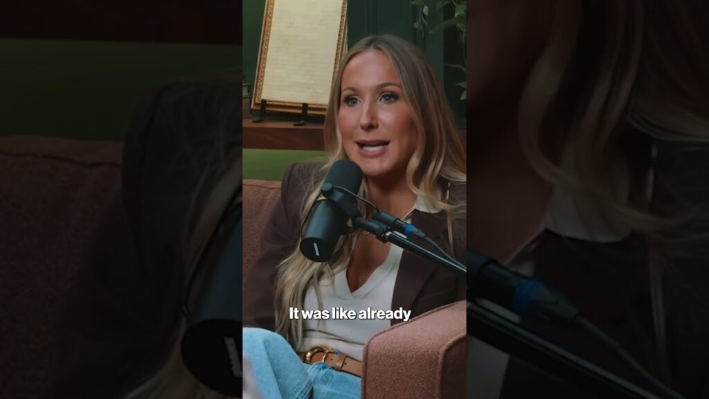 Dax Shepard addresses Kristen Bell's controversial anniversary post #shorts