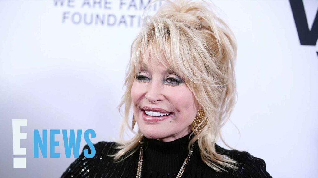 Dolly Parton, 80, Shows Off Her Midriff in Denim Crop Top | E! News