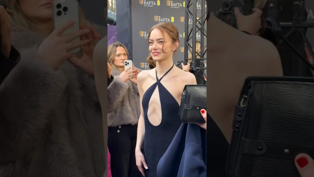 Here comes Emma Stone! #baftas