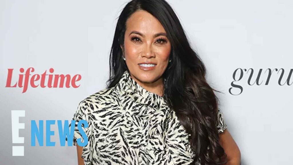 Dr. Pimple Popper Sandra Lee Says Part of Her Brain Died During Stroke | E! News