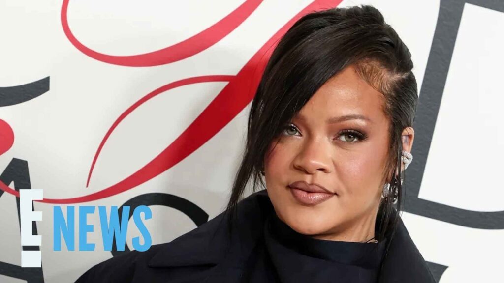 How Rihanna Just Made Music History | E! News