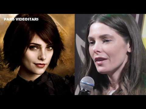 Ashley Greene ( Alice Cullen / Twilight ) @ Paris Comic Con 19 april 2026 during the Panel