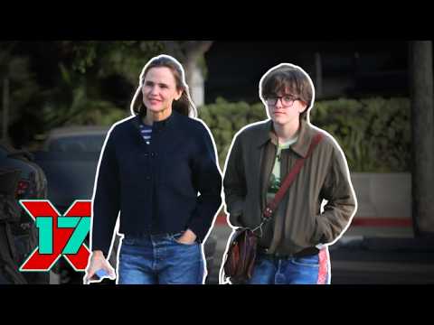 Jennifer Garner Rings In 54th Birthday With Dinner With Loved Ones At Cosetta