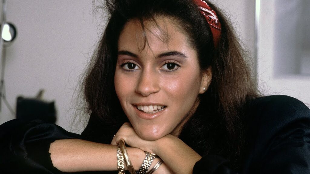 Jami Gertz, Sixteen Candles Actress-Turned-Billionaire, Makes Rare Public Appearance