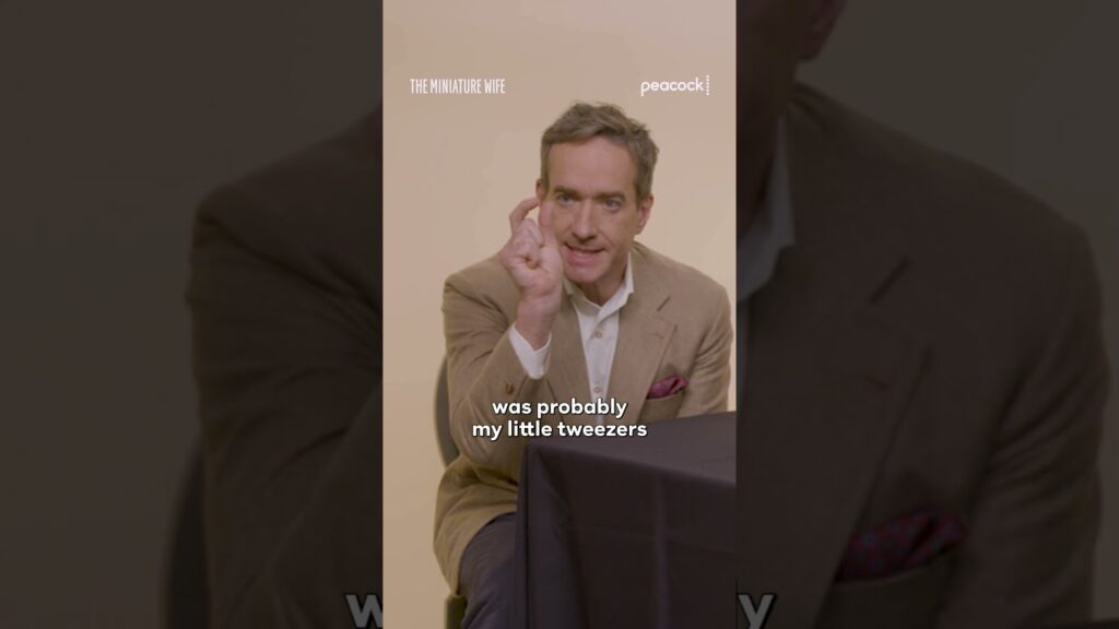 Welcome to the miniverse 😏 #TheMiniatureWife #ElizabethBanks #MatthewMacfadyen #Shorts