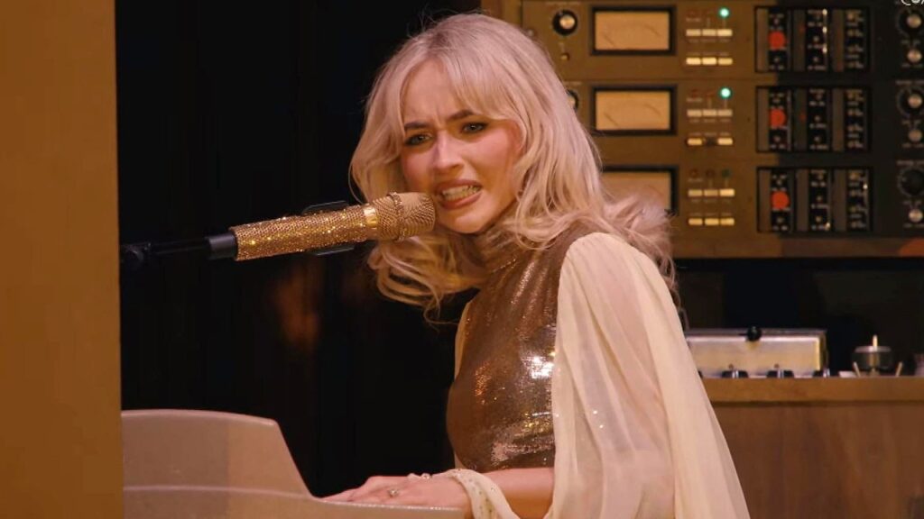Coachella 2026: Sabrina Carpenter Apologizes for Mistaking Arabic Call as Yodel