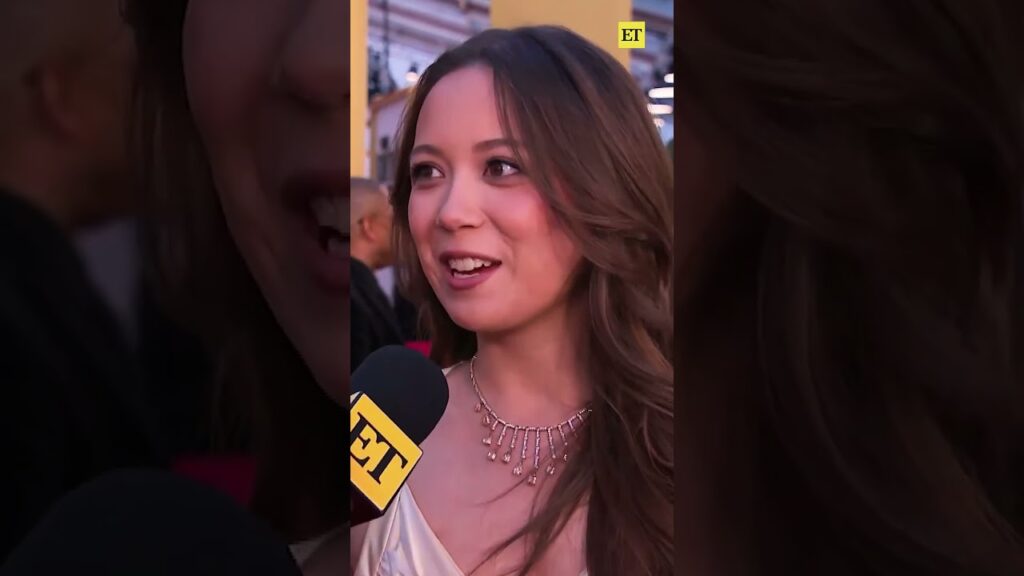 How #laufey got #heatedrivalry star #hudsonwilliams in her music video ⛸️