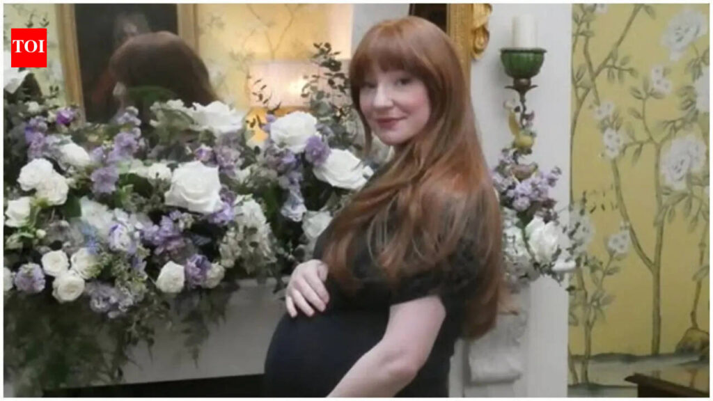 Nicola Roberts: 'Lucky Day' singer Nicola Roberts shares emotional 22-week surgery update to 'help keep baby in': 'I'll really miss my bump' |