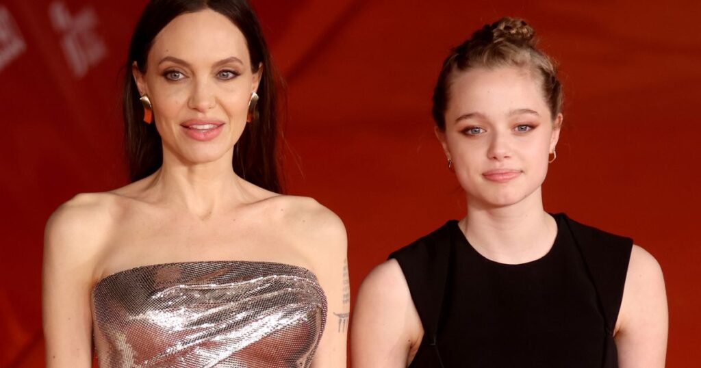 Shiloh Jolie Is in Dayoung’s New Music Video Shiloh Jolie Is in Dayoung’s New Music Video