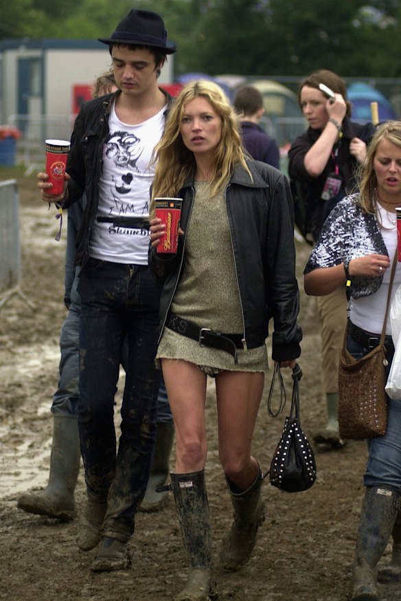 Kate Moss and Pete Doherty exuded cool at Glastonbury in 2005.