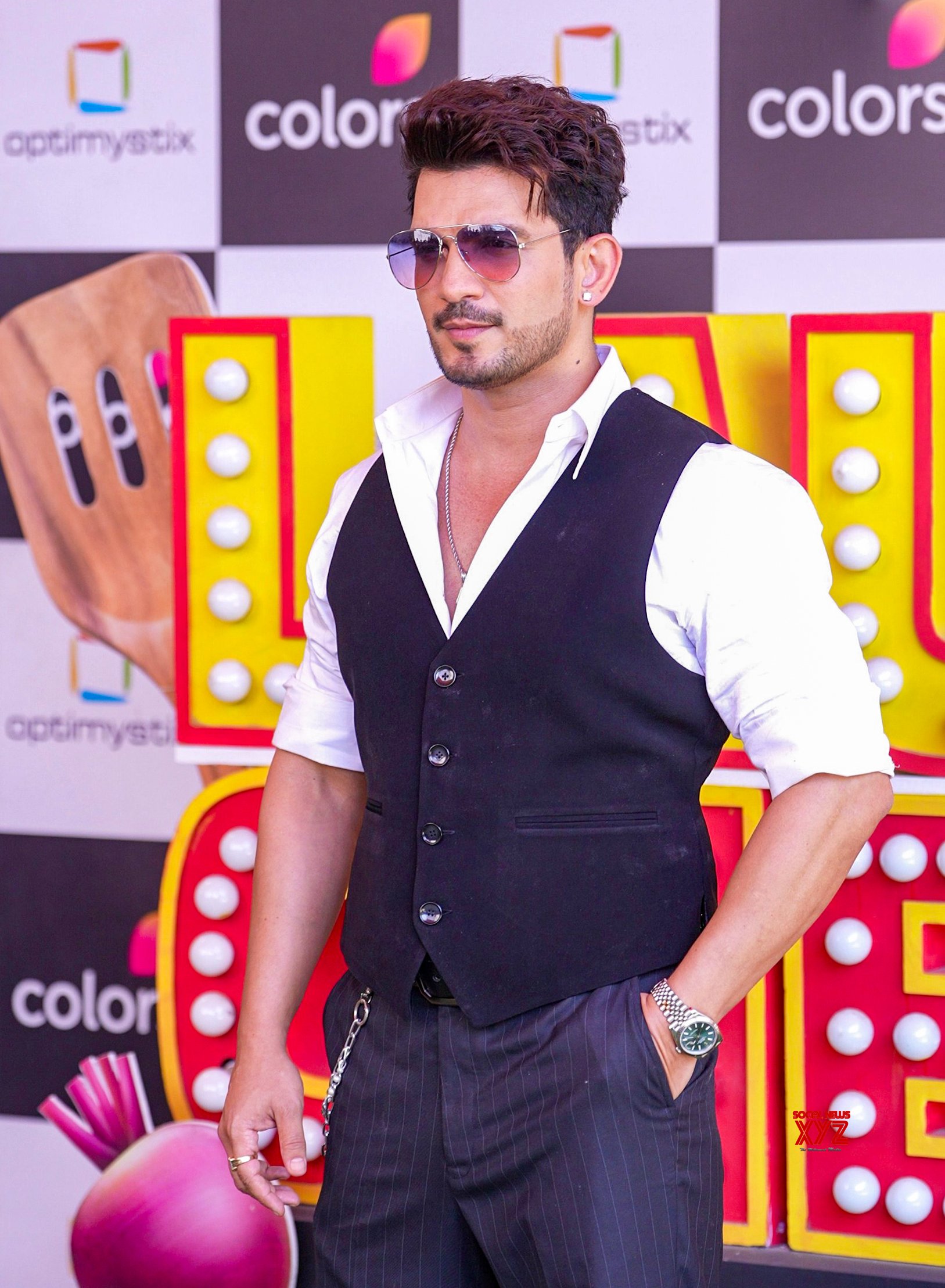 Mumbai: Celebrities Spotted on ‘Laughter Chef’ Set #Gallery