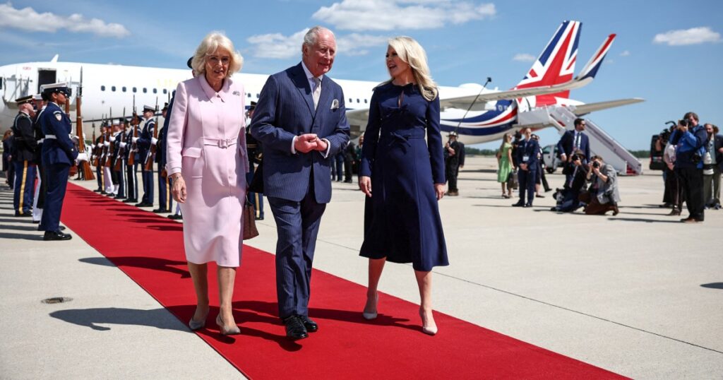 Live updates: King Charles, Queen Camilla meet Trump and first lady Melania Trump at the White House