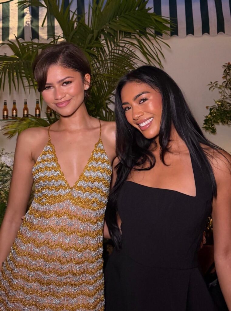 Zendaya with fans at a BERO launch event in LA (feat. Tom Holland)