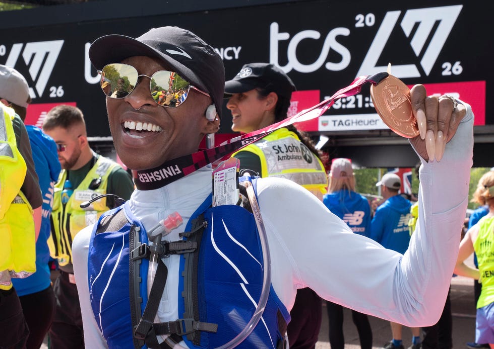 cynthia erivo, award winning actor and star of wicked, poses with her medal at the finish line on the mall during the tcs london marathon on sunday 26th april 2026. photo: andrew baker for london marathon events for further information: media@londonmarathonevents.co.uk
