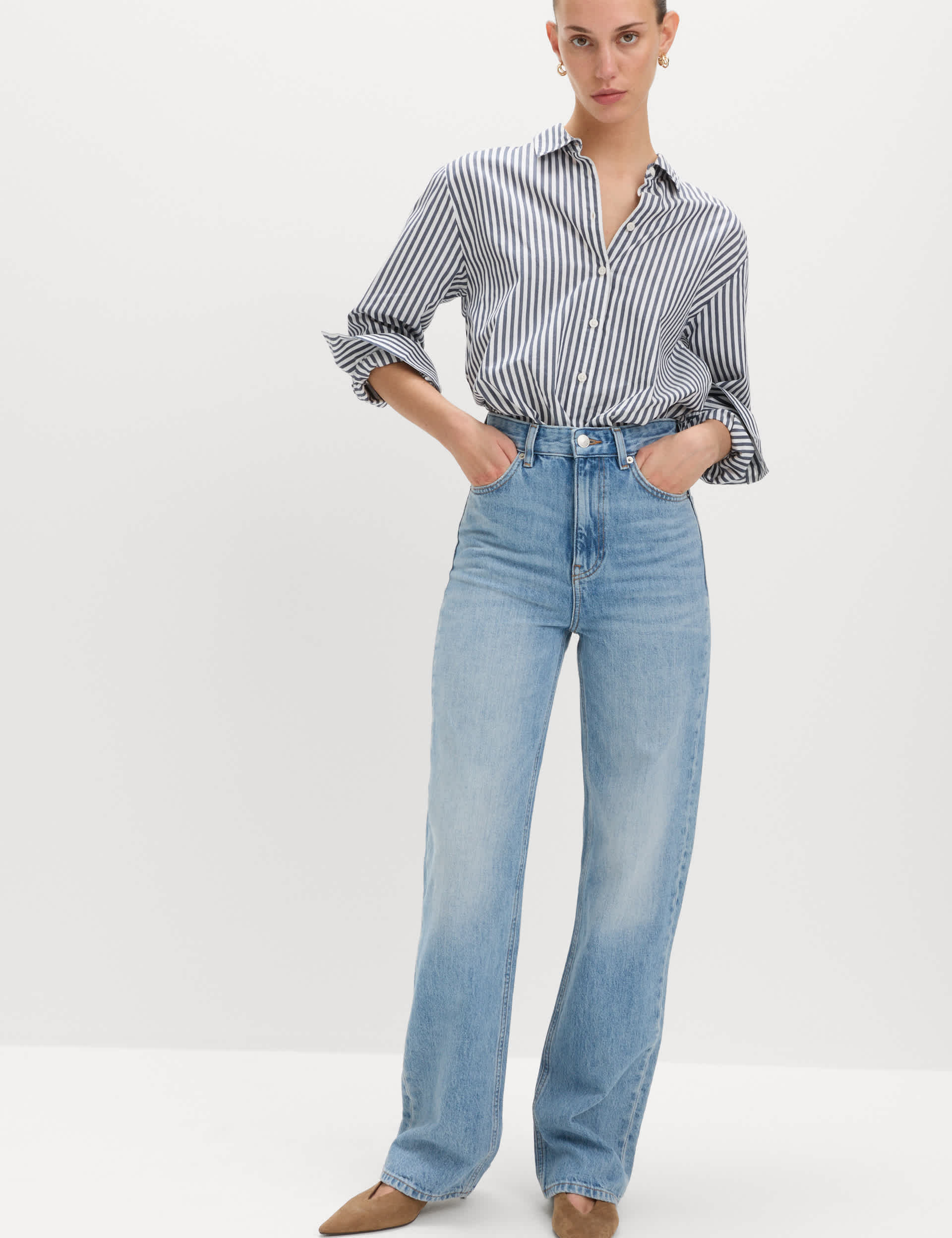 High Waisted Relaxed Straight Jeans