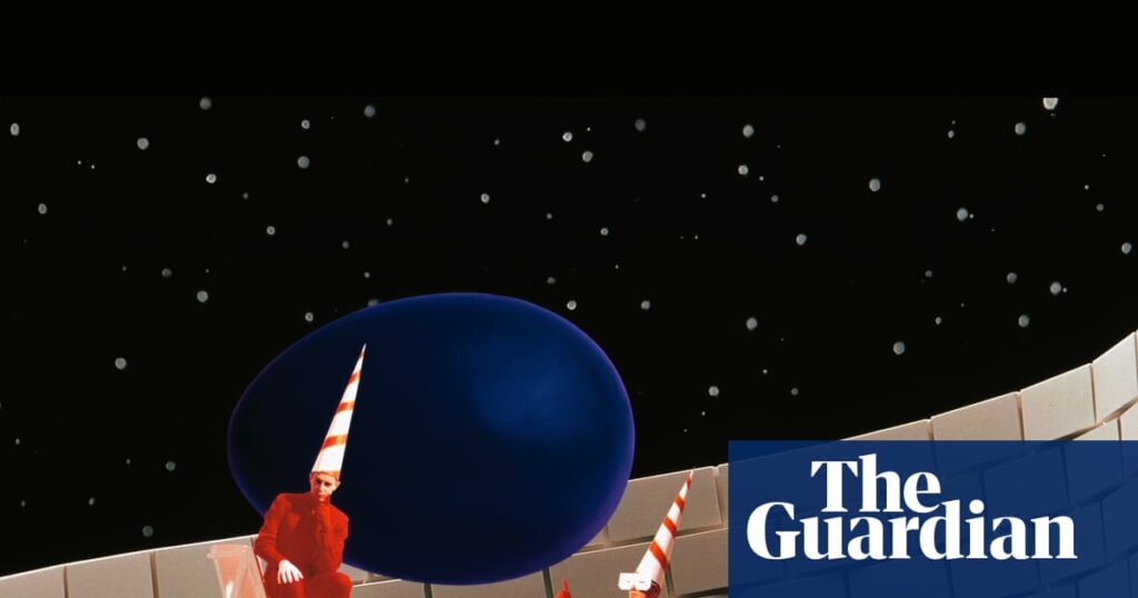 ‘Barbara Windsor smacked our bottoms!’ Pet Shop Boys on showstopping visuals, horrified bosses – and snubbing the queen | Pet Shop Boys ‘Barbara Windsor smacked our bottoms!’ Pet Shop Boys on showstopping visuals, horrified bosses – and snubbing the queen | Pet Shop Boys