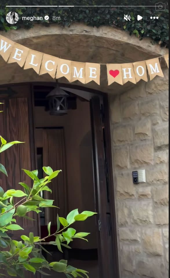 Prince Harry and Meghan Markle are greeted by a 