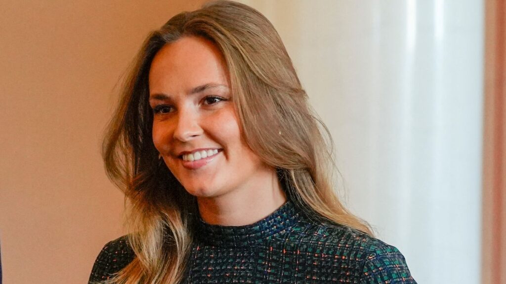 Princess Ingrid Alexandra’s secret return to Norway: hidden meetings and royal tensions inside the palace