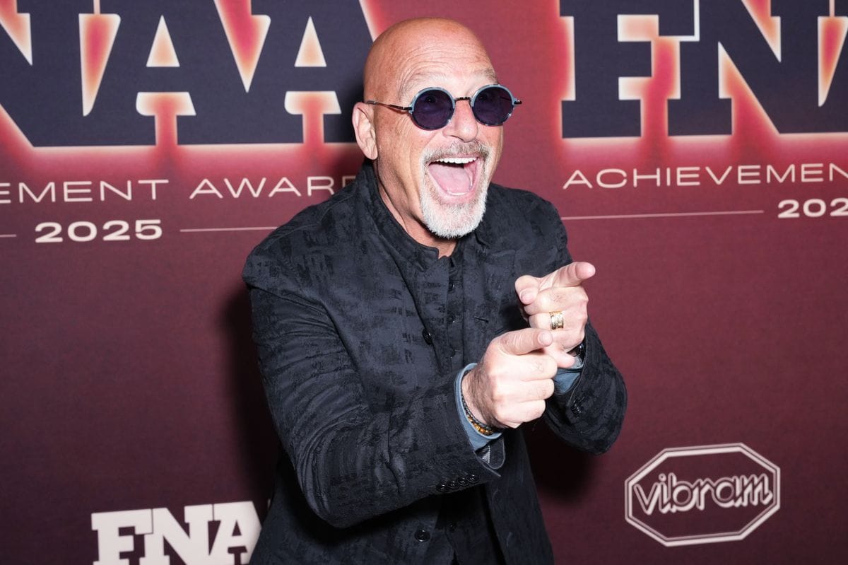 Howie eventually dropped it 