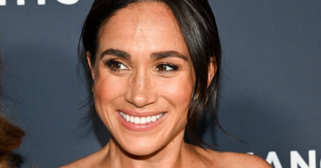 ‘Real reason’ Meghan Markle takes pics of backs of children’s heads | Royal | News ‘Real reason’ Meghan Markle takes pics of backs of children's heads | Royal | News
