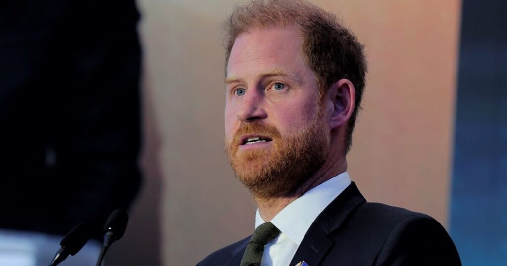 Royal insider blasts Prince Harry's deluded U-turn | Royal | News