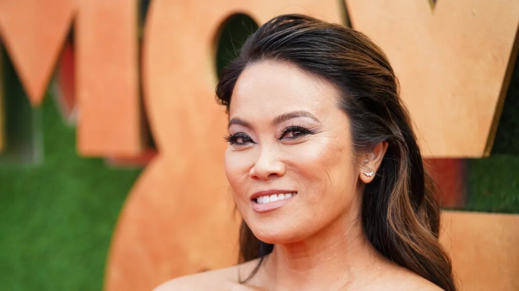 Dr. Pimple Popper had a stroke while filming her show Dr. Pimple Popper had a stroke while filming her show