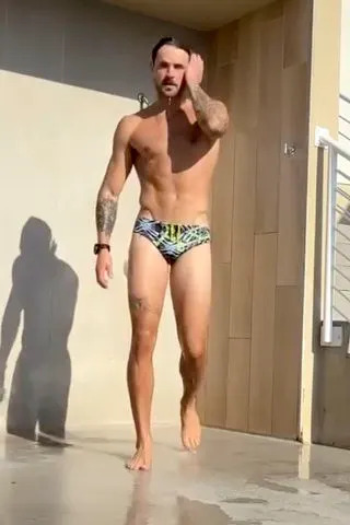 Credit: Dylan Efron/Instagram