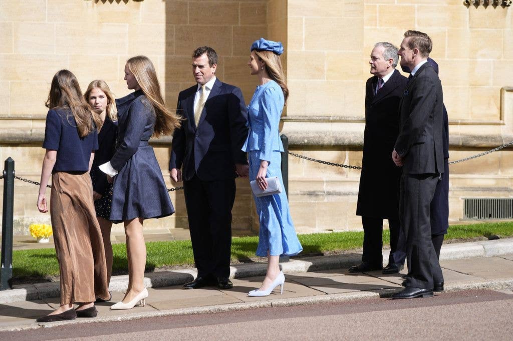 Harriet Sperling's daughter Georgina, Isla Phillips and Savannah Phillips arriving with Peter Phillips and Harriet Sperling to attend the Easter Service at St George's Chapel, Windsor Castle, Berkshire