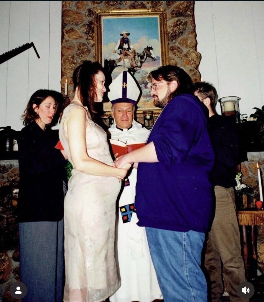 Kevin Smith wishes wife Jennifer Schwalbach Smith a happy 27th anniversary. “We’re born alone and we die alone – but if we’re lucky, we find someone to live with for all the many moments between that start and finish. I’m so grateful that someone is you.” Kevin Smith wishes wife Jennifer Schwalbach Smith a happy 27th anniversary. “We're born alone and we die alone - but if we're lucky, we find someone to live with for all the many moments between that start and finish. I'm so grateful that someone is you.”